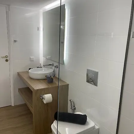 Lägenhet Homeresidence 1